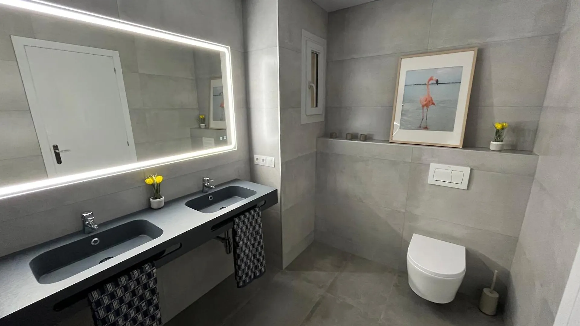 Moderno Apartamento Vacacional Deltebre